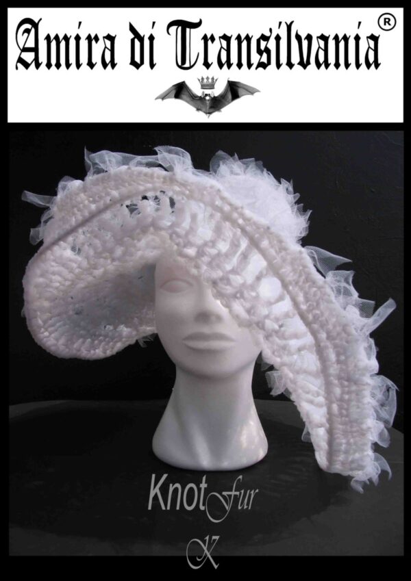 cappello-bianco.jpg