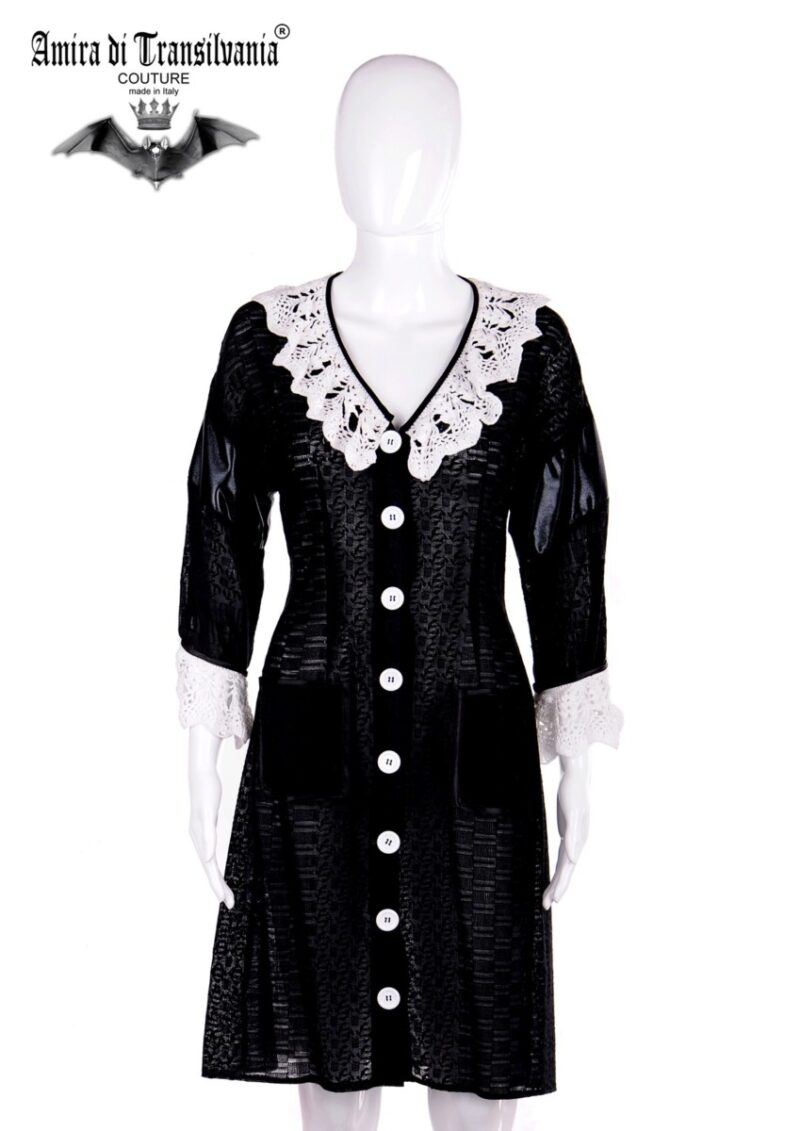 Miniabito con collo in macramè